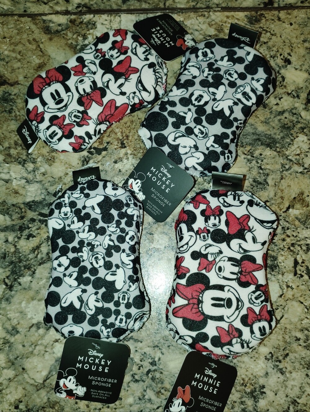 Disney Minnie & Mickey Microfiber Sponges - Black, White & Red - Picture 4 of 4